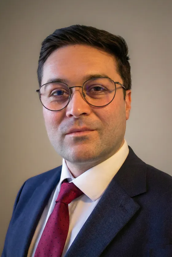 Dr Egemen Bezci